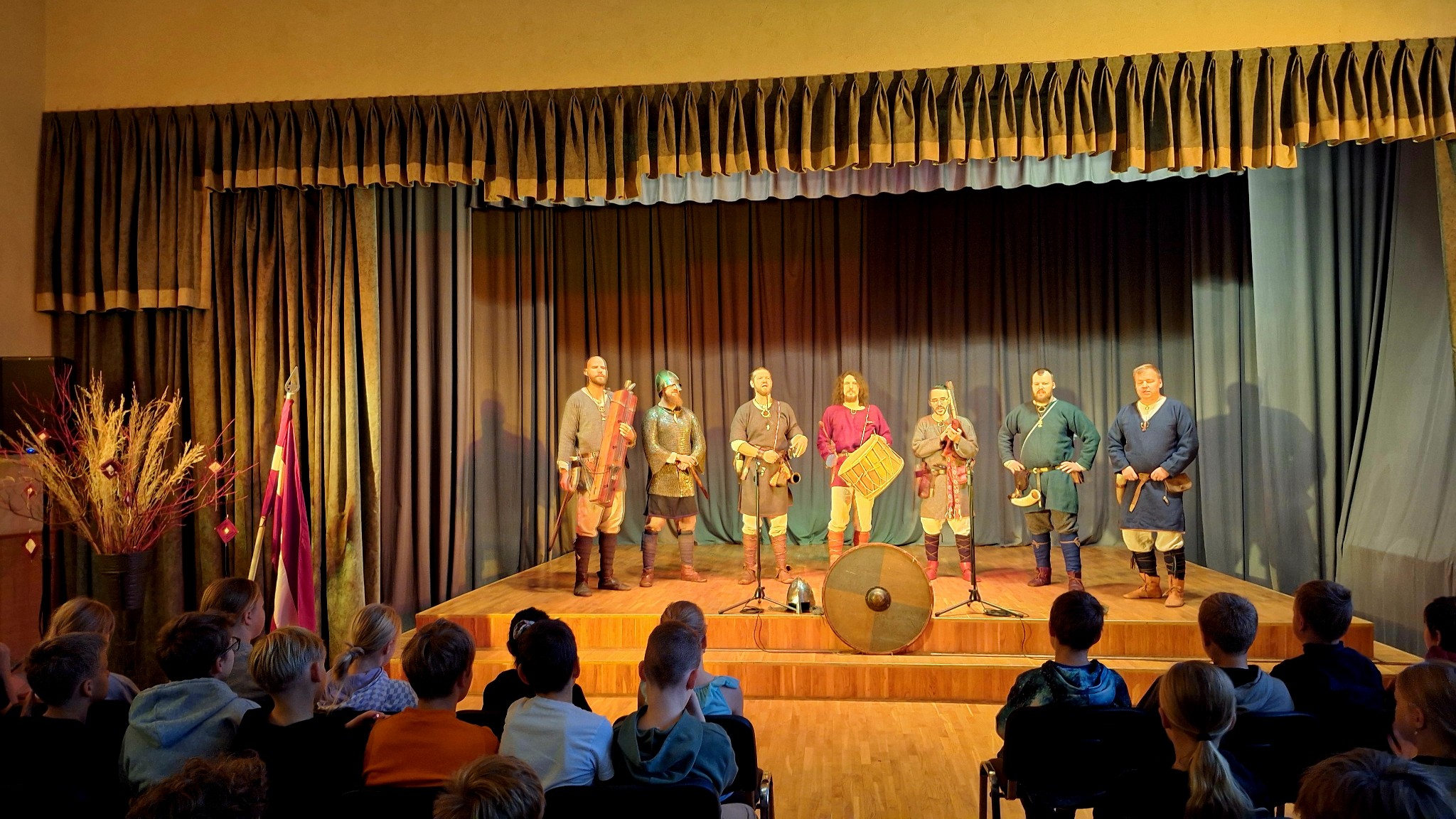 Folkl. kopa "Vilkači"